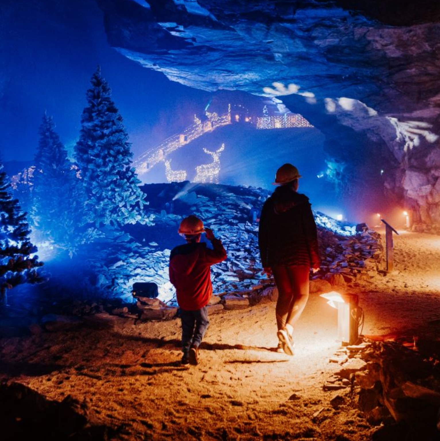 Visit Liskeard Events Winter Wonderland At Carnglaze Caverns