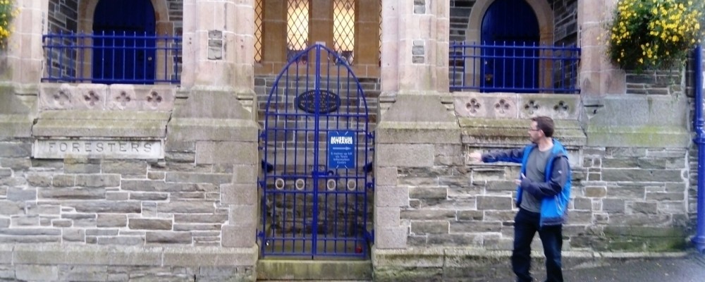 Walk – Learn About Buildings Artistic Features