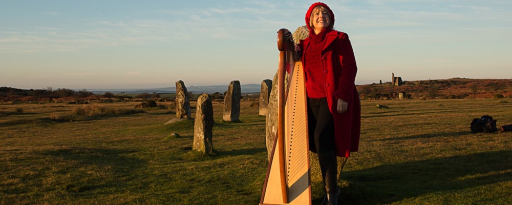 Luna the Harp