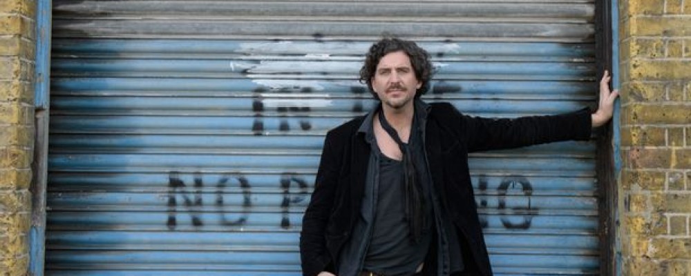 An Evening with Murray Lachlan Young