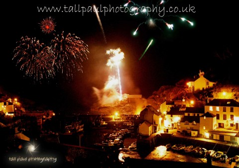 Polperro Fireworks - Tall Paul Photography