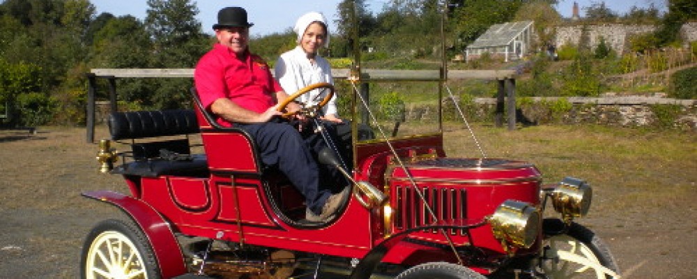 Vintage Folk and Miniature Steam Festival